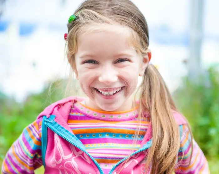 Liitle girl close-up stock photo. Image of hair, outdoors - 33997336